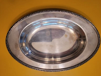 Placa Tudor Lakewood Oneida Comm. Plato de plata ovalado para servir (B) Foto 1 de 3