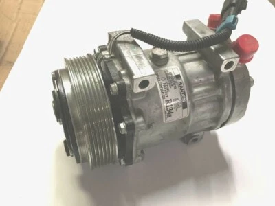 Compresor de aire acondicionado de despegue usado Mack 206RD51M U4883 SANDEN 58701 Foto 1 de 4