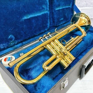 Yamaha YTR-233 Trumpet with Mouthpiece Brass Musical Instrument Used - Picture 1 of 10