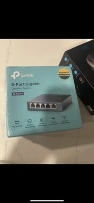 TP-Link - 5 Port Gigabit Switch - Desktop Switch - TL-SG105 - Image 1 of 4