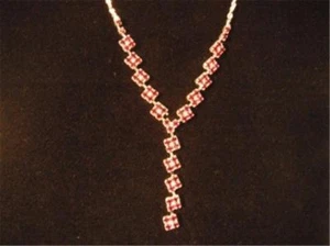 NECKLACE AND EARRINGS SET 14" NEW WITH TAGS 2 PIECE SET RED RHINESTONE - Picture 1 of 3