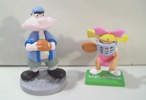 Nuevo sin caja lote de figuras de PVC de béisbol Hey Arnold, Harold & Helga - Imagen 1 de 3