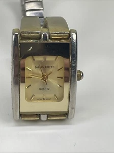 Jaclyn Smith JS3190 Gold Tone Quartz Analog Women's Watch Running Great - Picture 1 of 5
