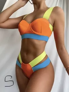 swimsuit woman - Picture 1 of 3