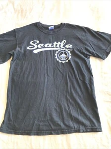 SEATTLE space needle graphic GILDAN 100% cotton t-shirt MEDIUM 36” chest - Picture 1 of 5