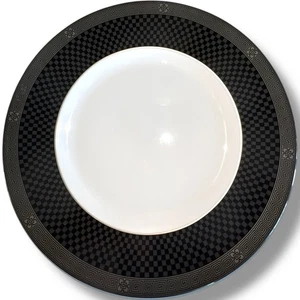 Wedgwood Metropolis Akzent Salatteller 9" breites Band - Bild 1 von 4