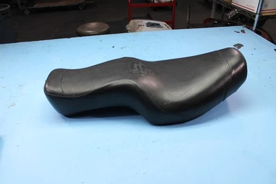 1469 90 HARLEY-DAVIDSON SPORTSTER 883 SEAT - Image 1 of 4