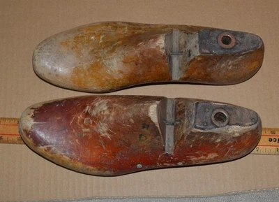 Zapatos antiguos de madera y metal Vulcano de colección dura formas moldes talla 11 D Foto 1 de 4