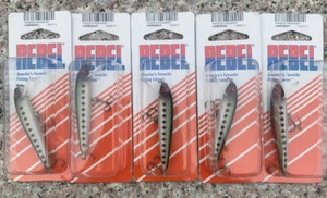 5 Confezioni Rebel Floating Minnow 2,5" Basso - Foto 1 di 1