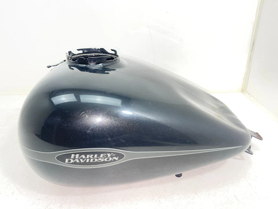 Harley Davidson 2009 FLTR Road Glide tanque de combustible Foto 1 de 4