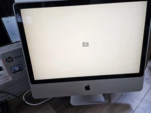 Apple iMac A1225 24" Desktop - Picture 1 of 2