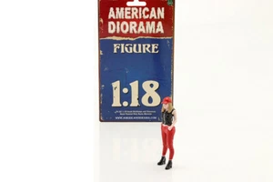 Paris Girls Night Out American Diorama 1:18 Scale Lady Female Figure 4" - Picture 1 of 4