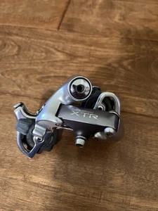 Shimano XTR RD-M900 Rear Derailleur Mountain Bike - Picture 1 of 8
