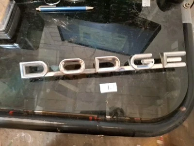 1957 58 59 DODGE POWER WAGON / EMBLEMA CAPÔ DE CAMINHÃO FARGO FABRICANTE DE EQUIPAMENTO ORIGINAL MOPAR ORIGINAL - Imagem 1 de 4