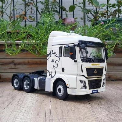 1/24 Scale SITRAK-C9H White Truck Tractor Diecast Car Model Toy Gift - Image 1 of 4