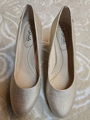 LifeStride Womens Parigi Closed Toe Classic Pumps Size 8M Light Gold Synthetic  — 第 1/4 张图片