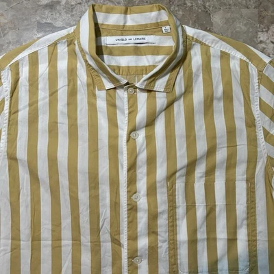 Camisa masculina Uniqlo Lemaire grande branca amarela listrada manga curta botão algodão - Imagem 1 de 4