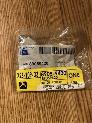 Interruptor indicador de tracción en las cuatro ruedas genuino GM 89059420 Foto 1 de 2