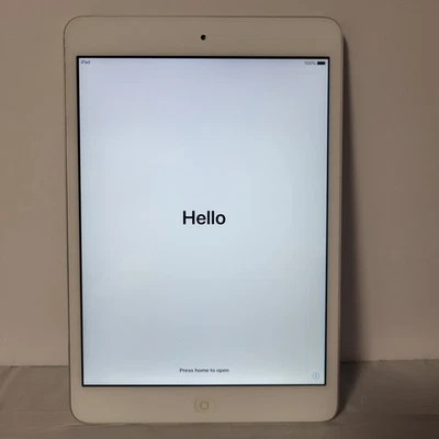 Apple iPad Mini 2 A1489 16GB, Wi-Fi, 7.9in, Silver - Image 1 of 4
