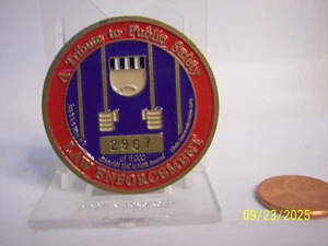 A TRIBUTE TO PUBLIC SAFETY LAW ENFORCEMENT CHALLENGE COIN 2967 OF 5000 - Picture 1 of 2