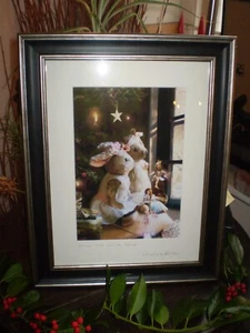 Estampado de Navidad de hada en marco negro y dorado, ¿cuándo vendrá Santa Claus a peluche? - Imagen 1 de 3