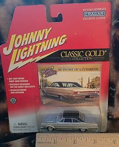 Johnny Lightning Classic Gold Collection 1967 Plymouth GTX Hardtop 1/64 scale