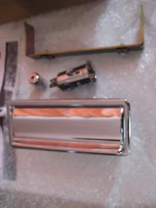 MGF MG TF PORTACENERE CROMATO CON SUPPORTO FKH100210MMM - Foto 1 di 7
