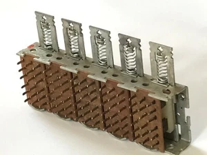 BANCO DE INTERRUPTOR DE EMPUJE AB DE COLECCIÓN 5 VÍAS CADA INTERRUPTOR ES DE 6 POLOS CAMBIO SOBRE fd7m94 - Imagen 1 de 3