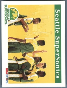 1992-93 Hoops #290 Seattle Supersonics - Foto 1 di 2