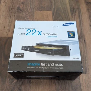 Samsung Super Writemaster S-ATA 22x DVD Writer - New - Photo 1/4