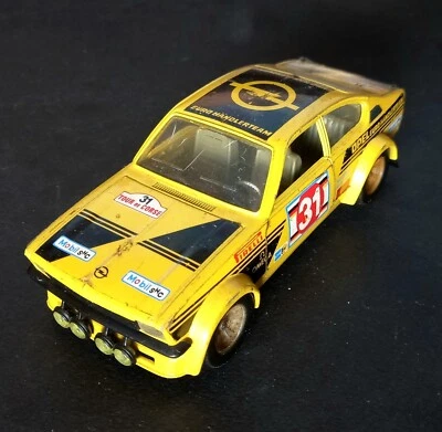 BBURAGO 1:24 - OPEL KADETT GT/E RALLY - Leggi Descrizione  - Immagine 1 di 4