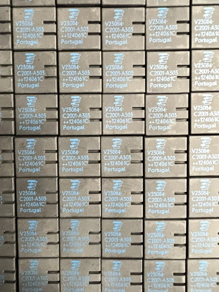 CANTIDAD 2 relés V23084-C2001-A303 para BMW E46 serie 3 M3 E83 X3 Audi Foto 1 de 1