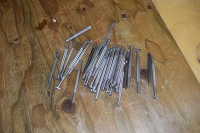 Relojero Vintage Caja Relojero Abridor Trasero Herramientas Lote Mixto 30+ Piezas 6017 5796 Foto 1 de 4