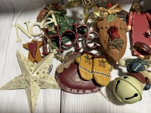Lot/Christmas Ornaments - Picture 1 of 2