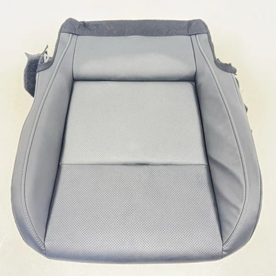Funda de cojín de cuero para asiento inferior delantero izquierdo Toyota Prius 23-25 OEM Foto 1 de 4