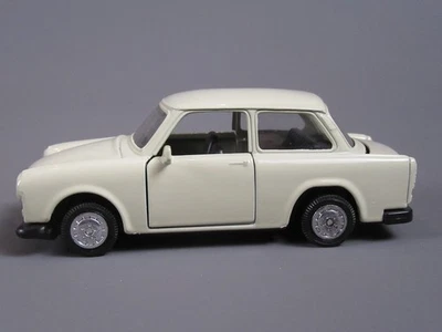 D653 Welly 8677 Cina Trabant 601-S Beige 1/32 Frizione OK Pull Back - Immagine 1 di 4