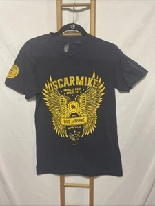 Camisa Oscar Mike, Para Hombre Pequeña Negra Gráfica Oscar Mike Ropa - Imagen 1 de 5