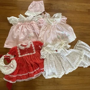 Lote Conjunto Vestido Vintage Bryan Cradle Tog Niñas 6-9 Meses 1980 Encaje Rosa Cuello Rojo - Imagen 1 de 13