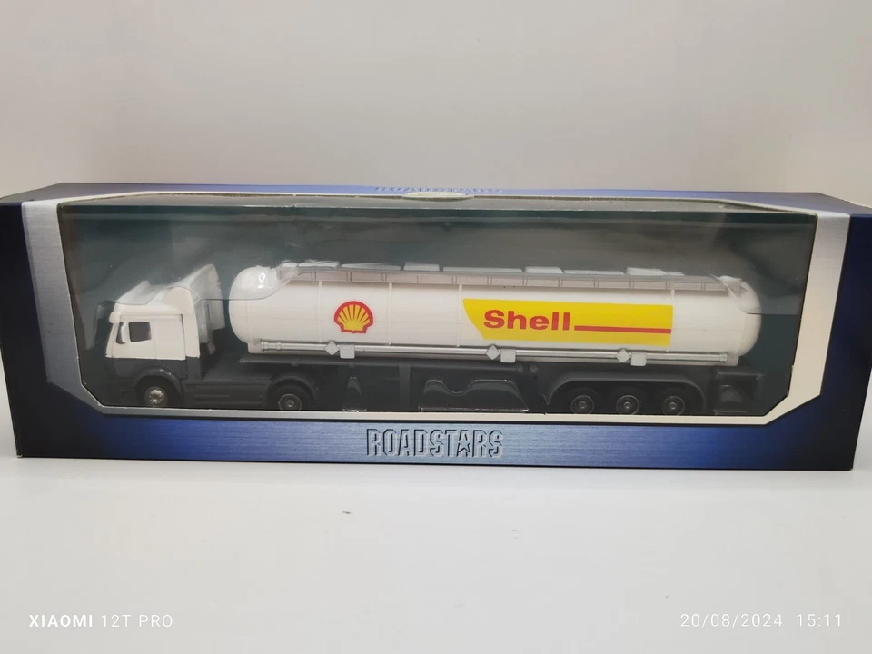 Mercedes Actros c/cisterna - "Shell" - 1:87 Roadstars - C442 - Immagine 1 di 1