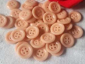 lot 18 boutons anciens pâte de verre rose 1,8  cm  layette ref T17 - Picture 1 of 1