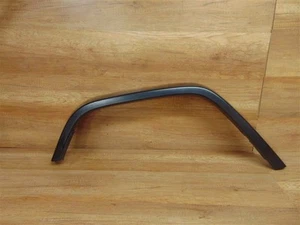 Rear Right Fender Strip Genuine Mercedes W463 - A4638812800 - Picture 1 of 1