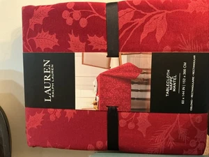 Mantel de Navidad Ralph Lauren Holly and Berry Rojo 60 X 144 - Imagen 1 de 4