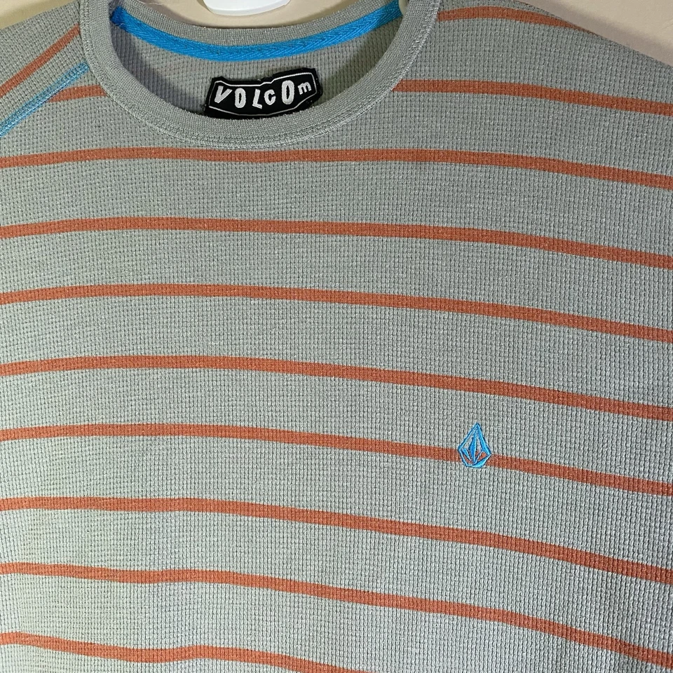 Y2K Volcom Thermal Waffle Shirt  Men’s L Gray Striped Skater Cyber Goth - Image 1 of 4