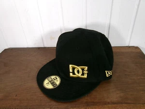 Casquette  New Era 59 Fifty DCSHOES noir logo brodé doré 7 1/4 57,7 cm - Picture 1 of 3