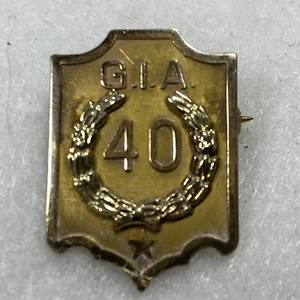 10k Yellow Gold G.I.A. 40 Year Lapel Pin - Picture 1 of 2