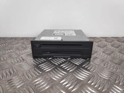 Volkswagen Golf R MK VII 2015 radio/reproductor de CD fascia 5G0 035 820 A Foto 1 de 4