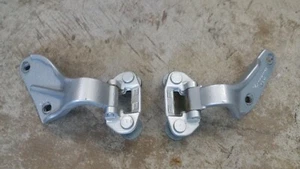 Mercedes Benz ml w164 OEM Rear Tailgate Hinges Pair - Picture 1 of 5