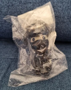 Official Sony Playstation Littlebigplanet Sackboy Bloodborne Keyring New Unused - Picture 1 of 3