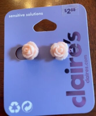 NEW Pink Sparkly Flower Earrings from Claire's - Image 1 of 2