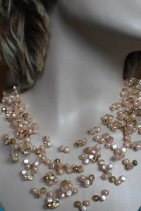 RONIT NASHI EXCLUSIVE DESIGNS HANDMADE, GOLD CRYSTAL, PEACH PEARL NECKLACE 17" - Picture 1 of 1